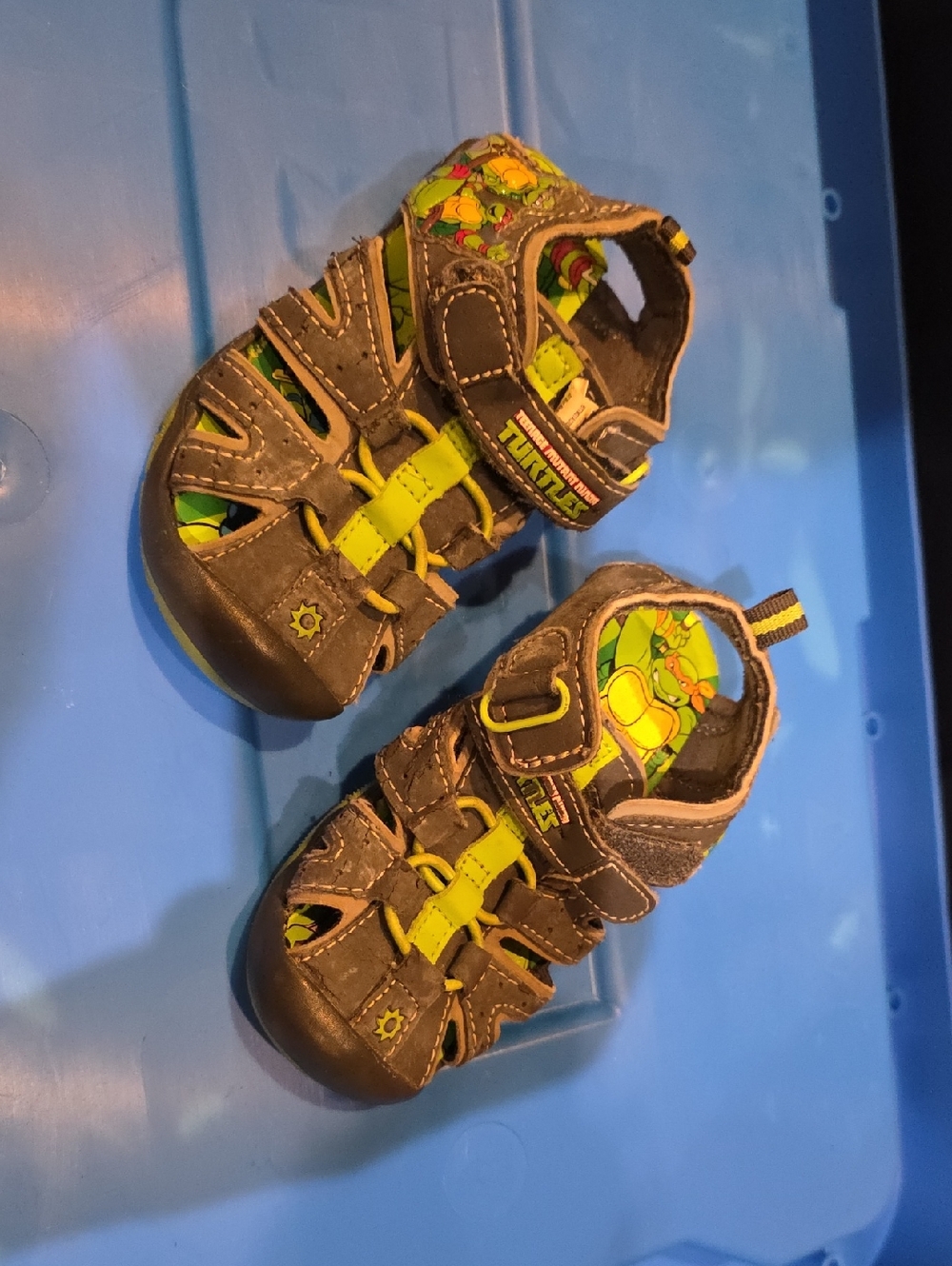 Kids Brown & Green Sandals